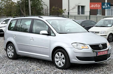 Минивэн Volkswagen Touran 2008 в 