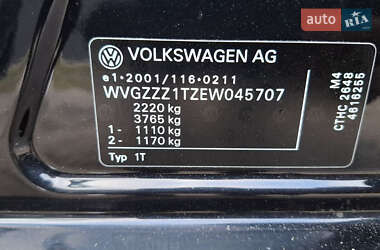 Минивэн Volkswagen Touran 2013 в 