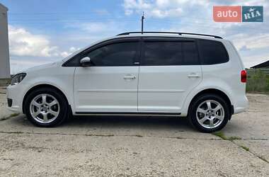 Минивэн Volkswagen Touran 2010 в 