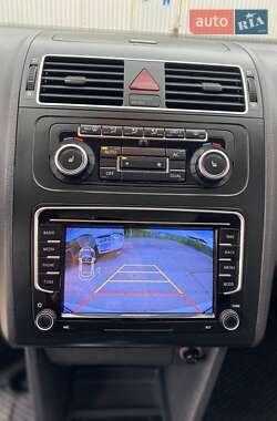 Минивэн Volkswagen Touran 2010 в 
