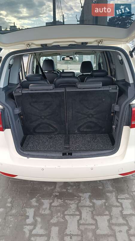 Минивэн Volkswagen Touran 2011 в Львове фото 19 Минивэн Volkswagen Touran 2011 в Львове