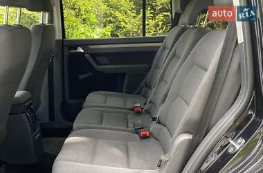 Мінівен Volkswagen Touran 2009 в 