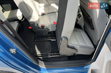 Микровэн Volkswagen Touran 2016 в 