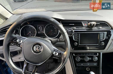 Микровэн Volkswagen Touran 2016 в 