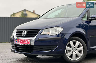 Минивэн Volkswagen Touran 2009 в 