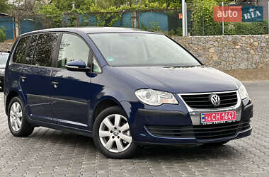 Минивэн Volkswagen Touran 2009 в 