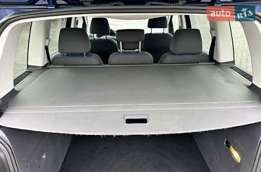 Минивэн Volkswagen Touran 2009 в 