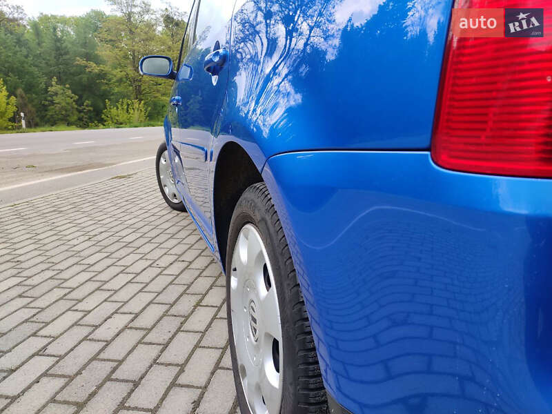Минивэн Volkswagen Touran 2005 в Красилове