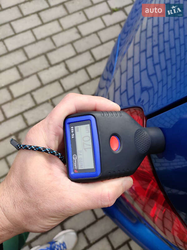 Минивэн Volkswagen Touran 2005 в Красилове