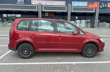 Мінівен Volkswagen Touran 2007 в 