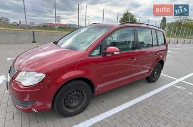 Мінівен Volkswagen Touran 2007 в 