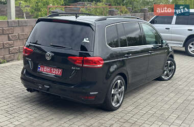 Мікровен Volkswagen Touran 2016 в 