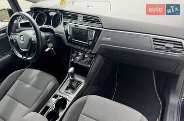 Мікровен Volkswagen Touran 2016 в 