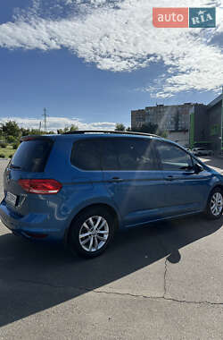 Микровэн Volkswagen Touran 2016 в 
