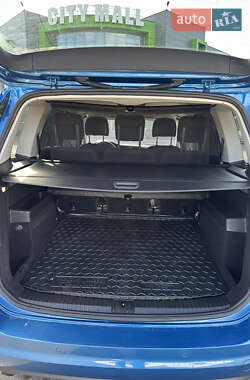 Микровэн Volkswagen Touran 2016 в 