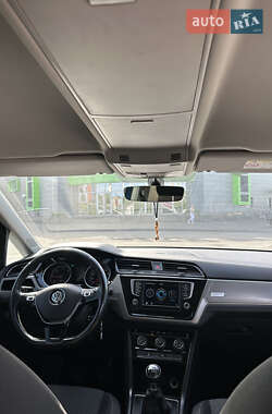 Микровэн Volkswagen Touran 2016 в 