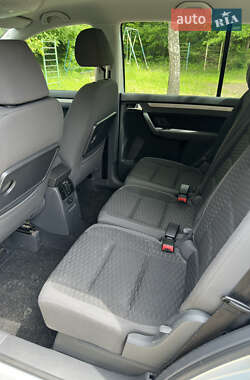 Минивэн Volkswagen Touran 2007 в 