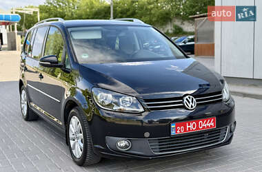 Мінівен Volkswagen Touran 2012 в 