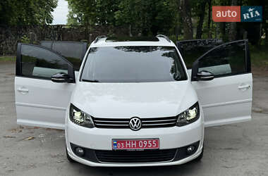 Минивэн Volkswagen Touran 2013 в 