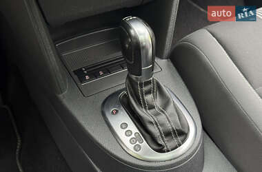 Минивэн Volkswagen Touran 2013 в 