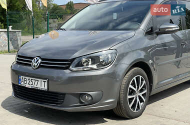 Мінівен Volkswagen Touran 2012 в 