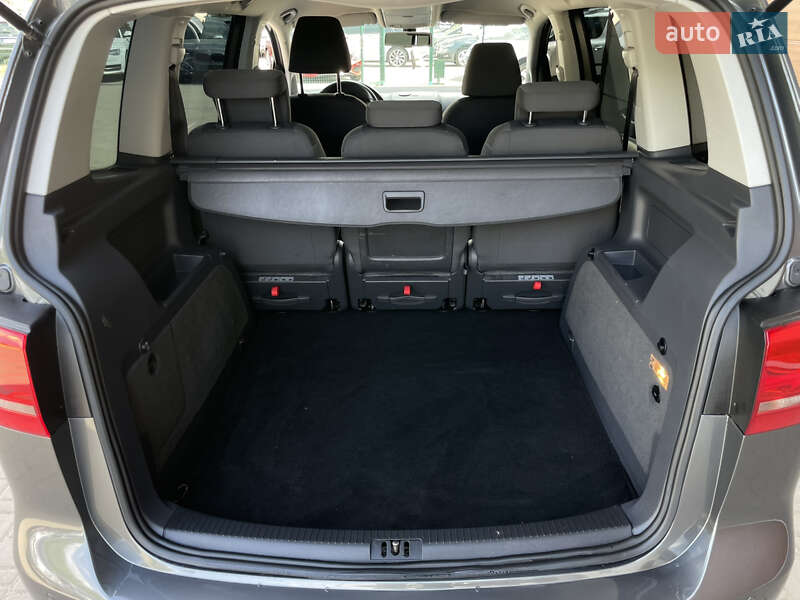 Минивэн Volkswagen Touran 2012 в Бердичеве