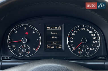 Мінівен Volkswagen Touran 2012 в 