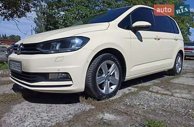 Микровэн Volkswagen Touran 2017 в 