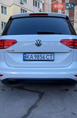 Микровэн Volkswagen Touran 2016 в 