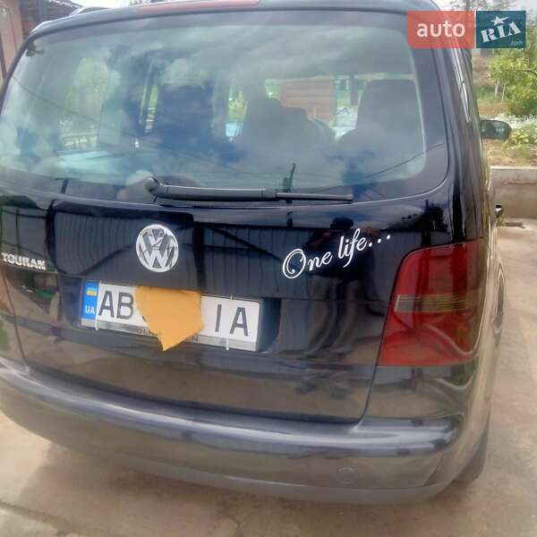 Минивэн Volkswagen Touran 2006 в Виннице