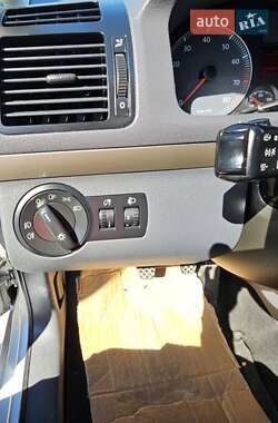 Мінівен Volkswagen Touran 2007 в 