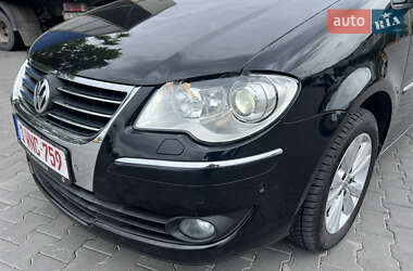 Минивэн Volkswagen Touran 2010 в 