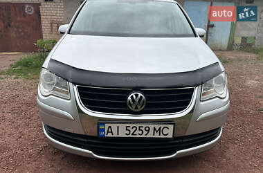 Минивэн Volkswagen Touran 2007 в Кривом Роге