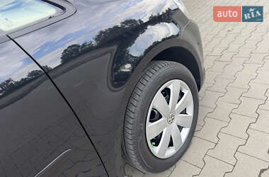 Мінівен Volkswagen Touran 2011 в 