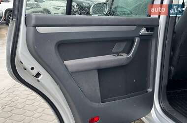 Минивэн Volkswagen Touran 2009 в 