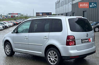 Минивэн Volkswagen Touran 2009 в 