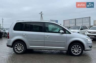 Минивэн Volkswagen Touran 2009 в 