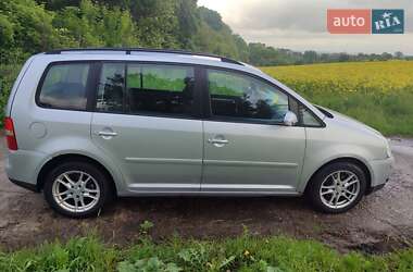 Минивэн Volkswagen Touran 2005 в 