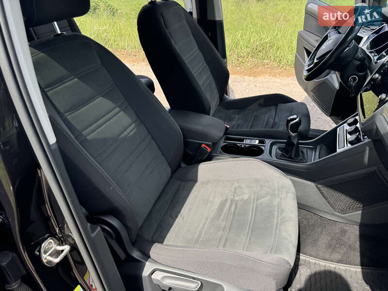 Микровэн Volkswagen Touran 2020 в Броварах