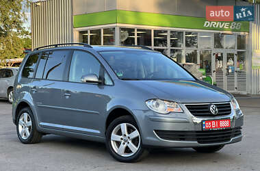 Минивэн Volkswagen Touran 2008 в 