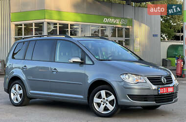 Минивэн Volkswagen Touran 2008 в 