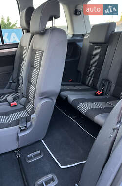 Минивэн Volkswagen Touran 2008 в 