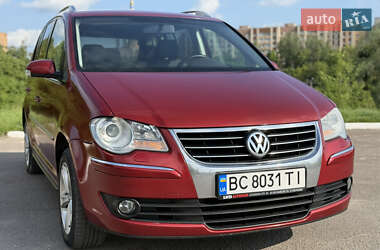 Минивэн Volkswagen Touran 2007 в 
