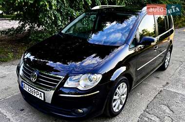 Мінівен Volkswagen Touran 2008 в Макарові