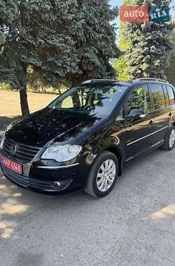Минивэн Volkswagen Touran 2008 в Вознесенске