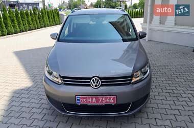 Минивэн Volkswagen Touran 2011 в 
