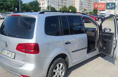 Минивэн Volkswagen Touran 2010 в 