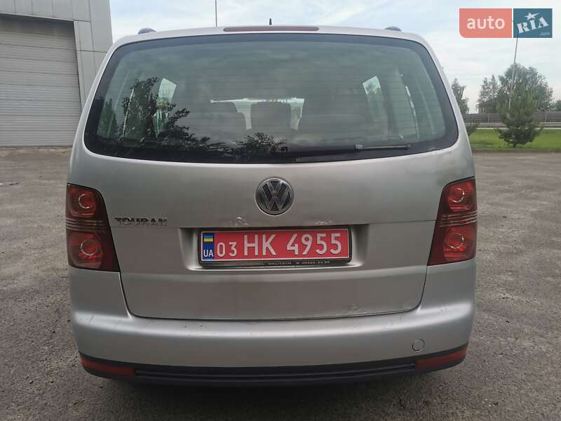 Минивэн Volkswagen Touran 2009 в Любомле