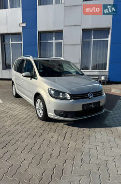 Минивэн Volkswagen Touran 2013 в 