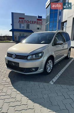 Минивэн Volkswagen Touran 2013 в 